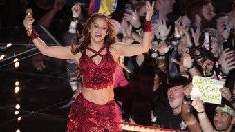 shakira: neuer song mit 'the black eyed peas'