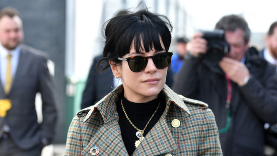 lily allen sagt "gute nacht" zu social media