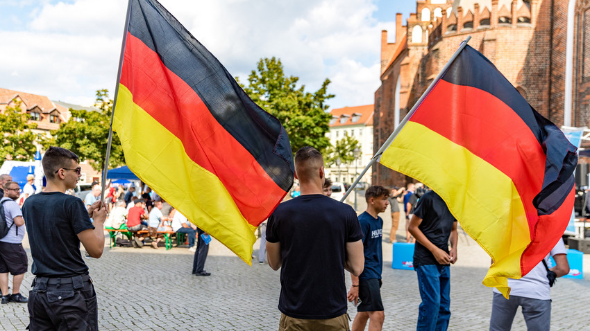 Studie: Mehr junge Männer sehen sich politisch «eher rechts»
