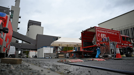 Feuer in Kohlesilo in Frankfurt nach vier Tagen gelöscht