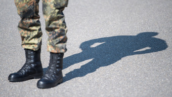 Neuer Wehrdienst: Mehr junge Menschen wollen zur Bundeswehr