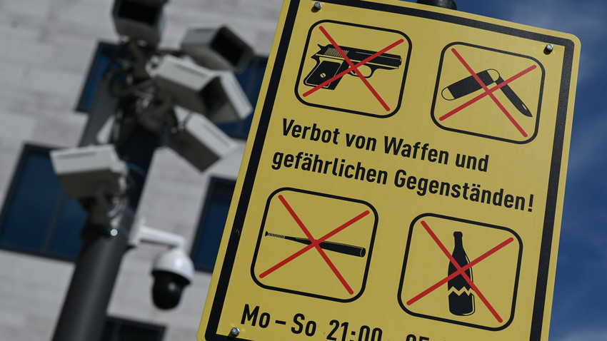 Waffenverbotszonen: Helfen als Teil von Sicherheitskonzept