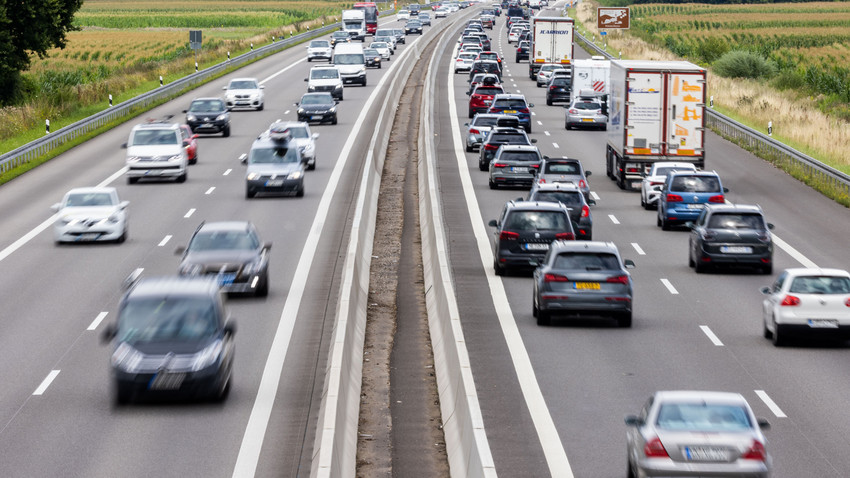 Wegen Mega-Warnstreik: Hessen setzt Lkw-Sonntagsfahrverbot aus