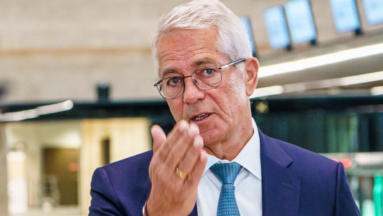 Fraport Chef sieht Kerosinversorgung im Sommer sicher