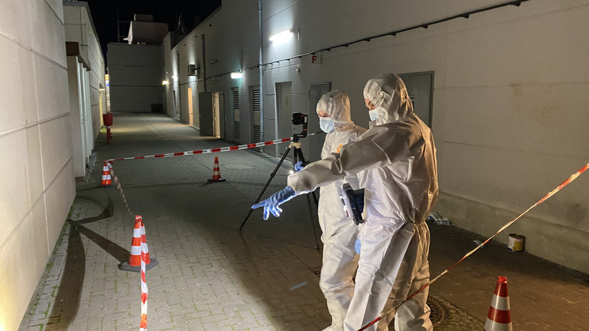 Schuss im Main-Taunus-Zentrum in Sulzbach: Polizei sucht Verdächtige