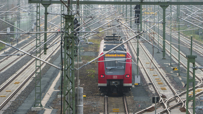 Riedbahn: Bahn zufrieden mit besserer Pünktlichkeit