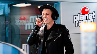 newcomer mika setzer im planet tower