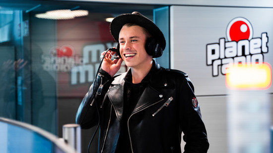 newcomer mika setzer im planet tower