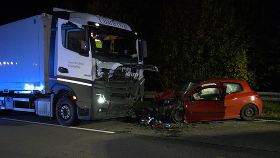 Münzenberg/Wölfersheim: Falschfahrer auf A45 stirbt nach Crash mit LKW
