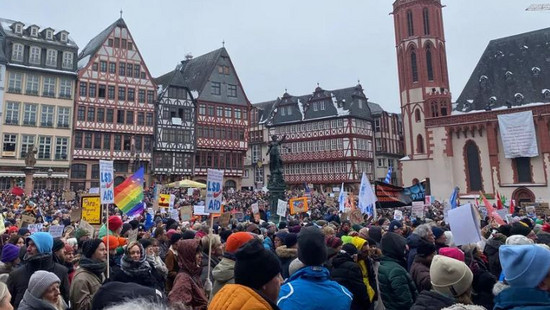 Demos gegen Rechtsextremismus in Hessen - Motto #wirsindmehr