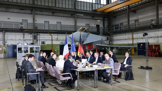 Deutschland und Frankreich bauen Atom Kooperation aus