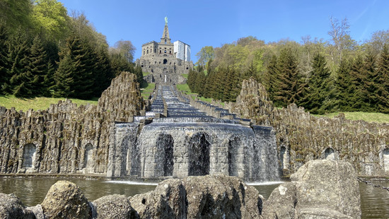 28-Jährige stürzt im Bergpark Wilhelmshöhe in Kassel und stirbt