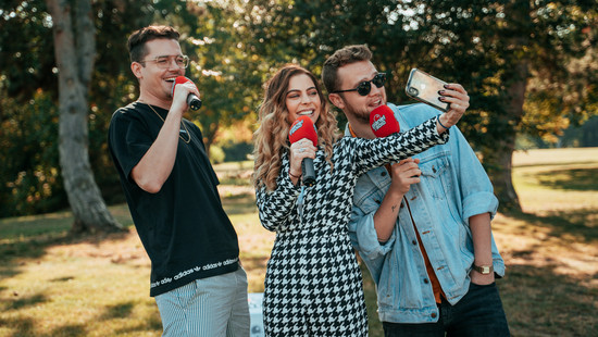 stars: younotus & amber van day bei leni & johan