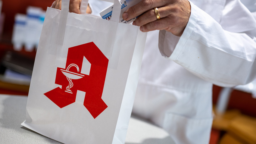 Razzia bei Apotheker in Osthessen: Betrug in Millionenhöhe